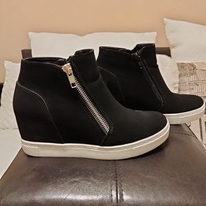Wedge Sneakers Black